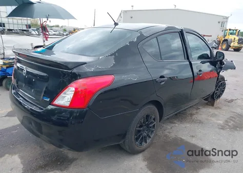 2014 Nissan Versa 1.6 S+ z USA, uszkodzony, nr VIN 3N1CN7AP1EL817445